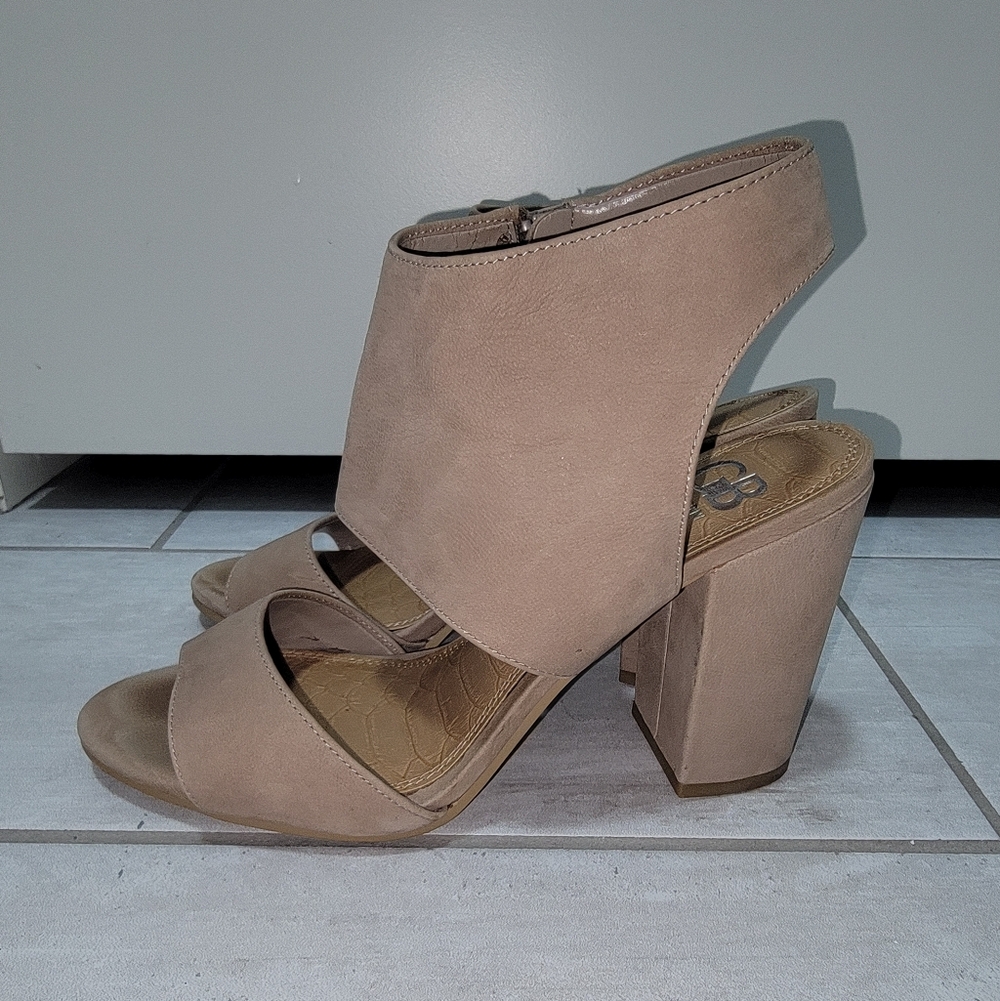 GIANNI BINI Leather Nude Taupe Block Heel Sandals - Peep Toe Ankle Cuff Heels
